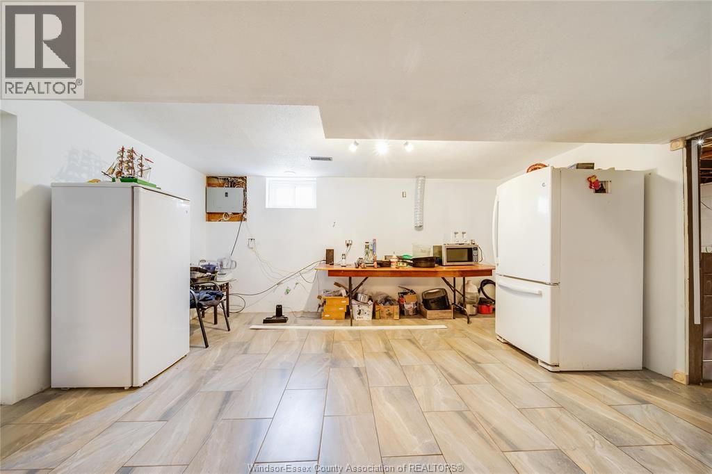 12 Bennie Avenue, Leamington, Ontario   - Photo 36 - 26008832