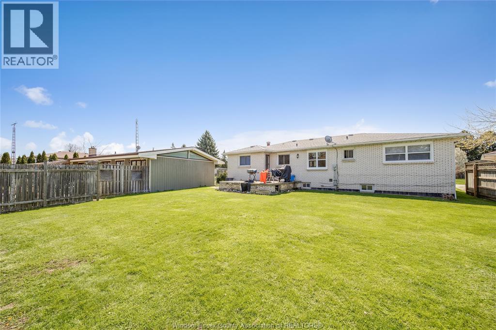 12 Bennie Avenue, Leamington, Ontario   - Photo 46 - 26008832