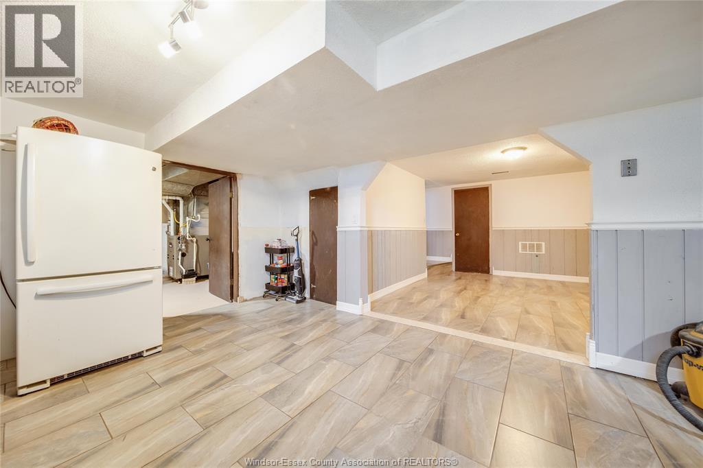 12 Bennie Avenue, Leamington, Ontario   - Photo 38 - 26008832