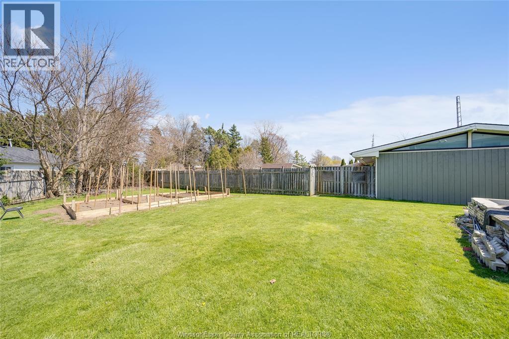 12 Bennie Avenue, Leamington, Ontario   - Photo 45 - 26008832