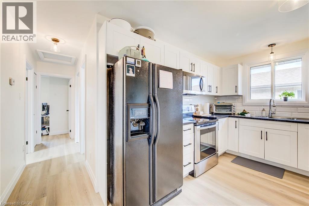 183 Dinison Crescent, Kitchener, Ontario  N2E 2S6 - Photo 15 - 40823201