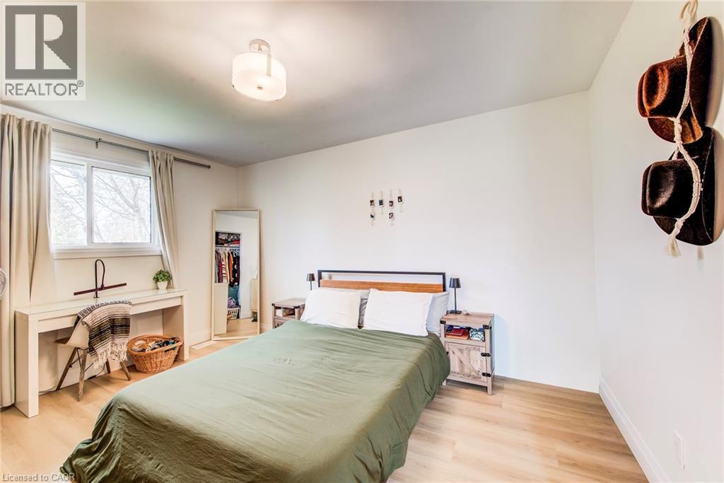 183 Dinison Crescent, Kitchener, Ontario  N2E 2S6 - Photo 17 - 40823201