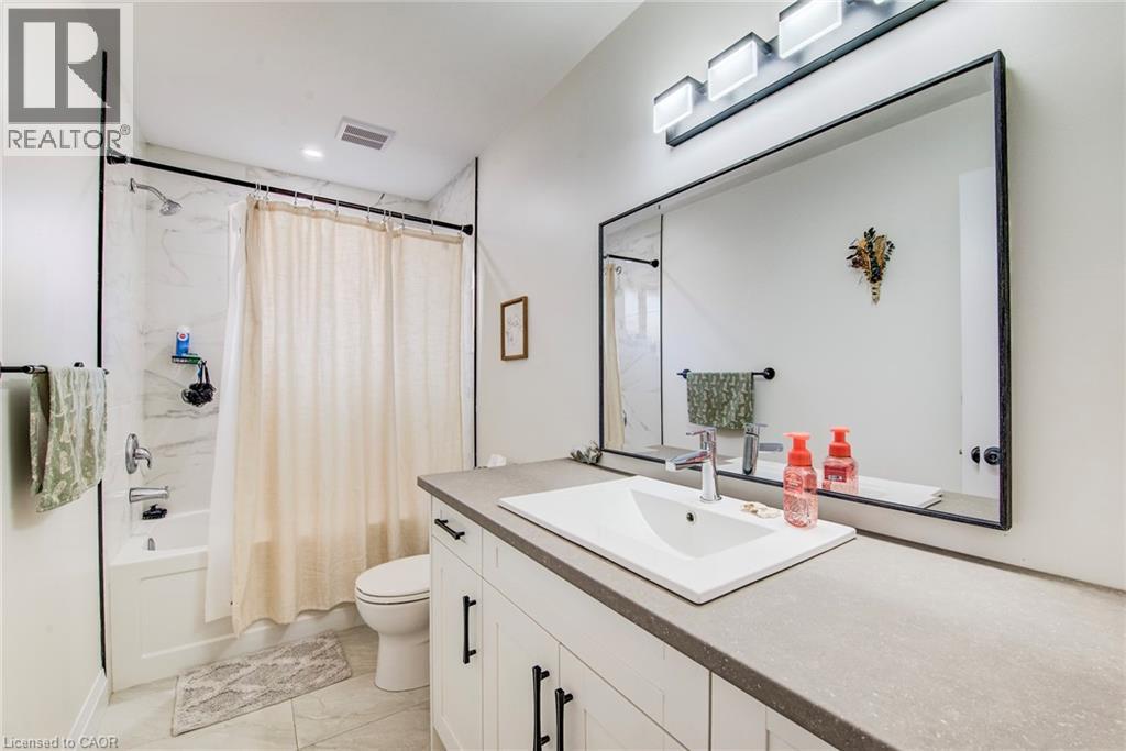 183 Dinison Crescent, Kitchener, Ontario  N2E 2S6 - Photo 20 - 40823201