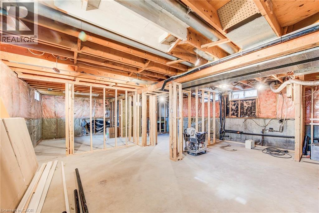 183 Dinison Crescent, Kitchener, Ontario  N2E 2S6 - Photo 22 - 40823201