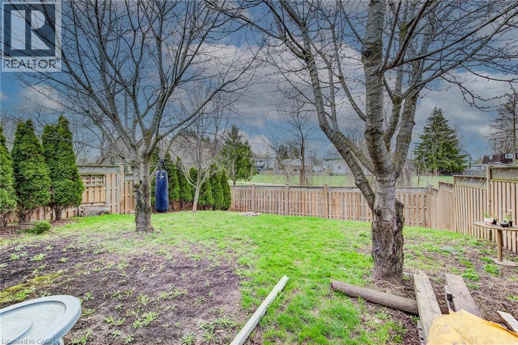 183 Dinison Crescent, Kitchener, Ontario  N2E 2S6 - Photo 26 - 40823201