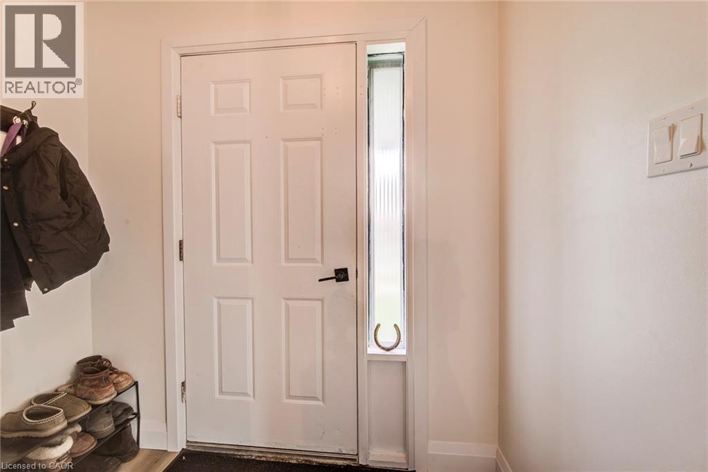 183 Dinison Crescent, Kitchener, Ontario  N2E 2S6 - Photo 6 - 40823201