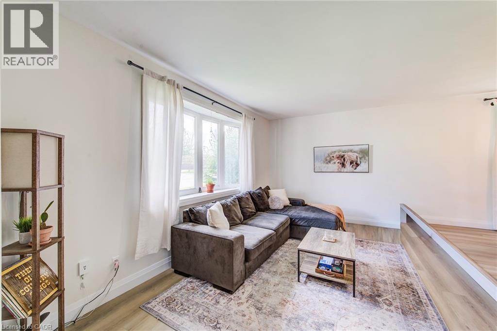 183 Dinison Crescent, Kitchener, Ontario  N2E 2S6 - Photo 8 - 40823201