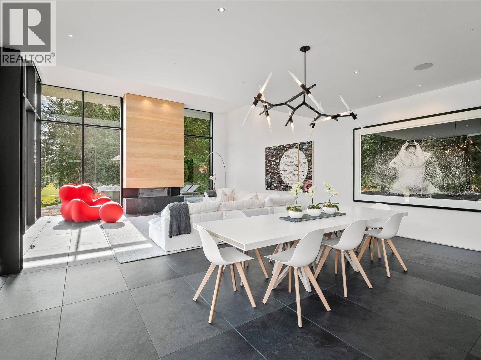 8080 Cypress Place, Whistler, British Columbia  V8E 1J9 - Photo 6 - R3077313