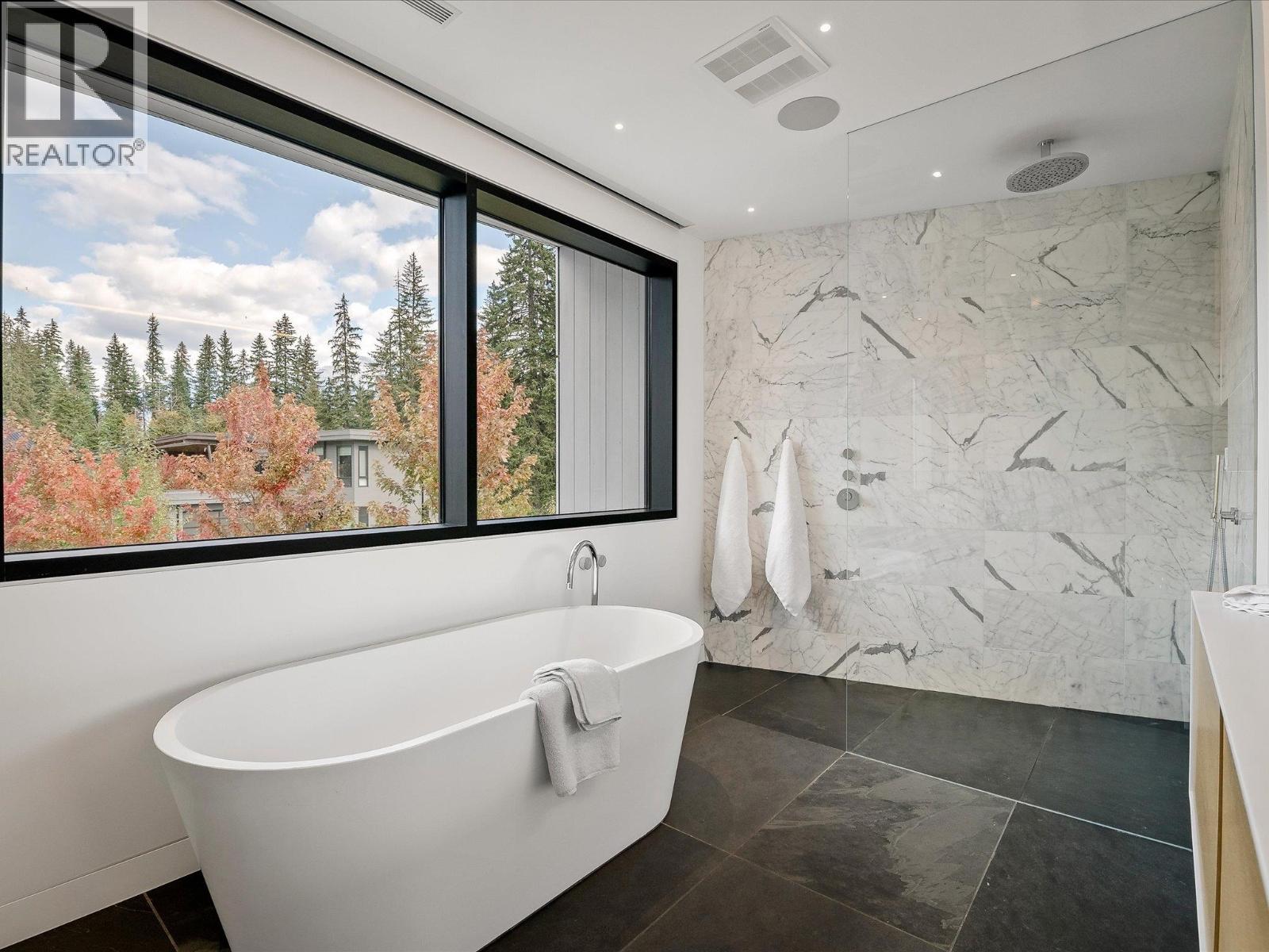 8080 Cypress Place, Whistler, British Columbia  V8E 1J9 - Photo 20 - R3077313