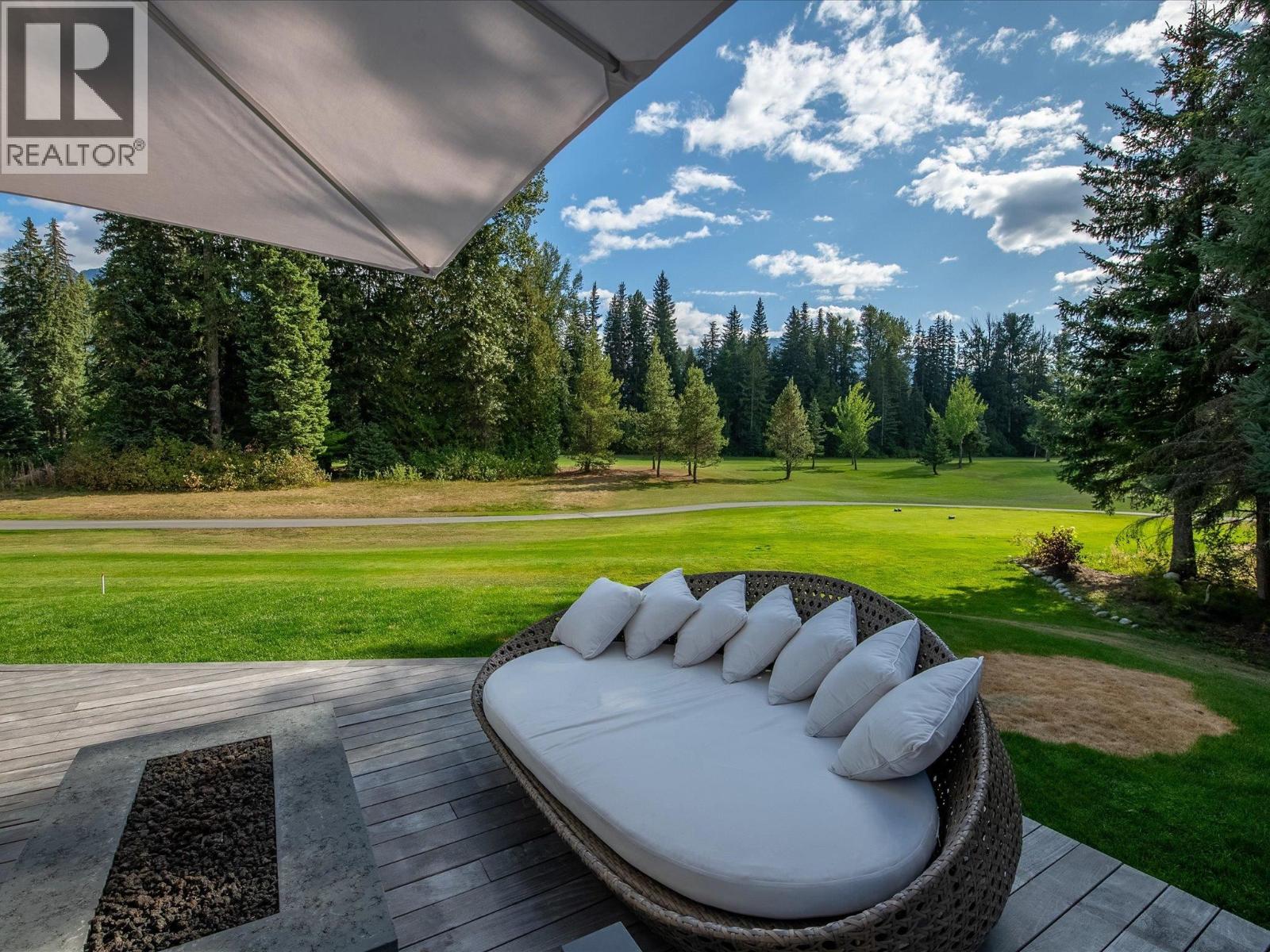 8080 Cypress Place, Whistler, British Columbia  V8E 1J9 - Photo 30 - R3077313