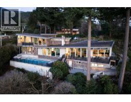 6235 OVERSTONE DRIVE, West Vancouver, British Columbia