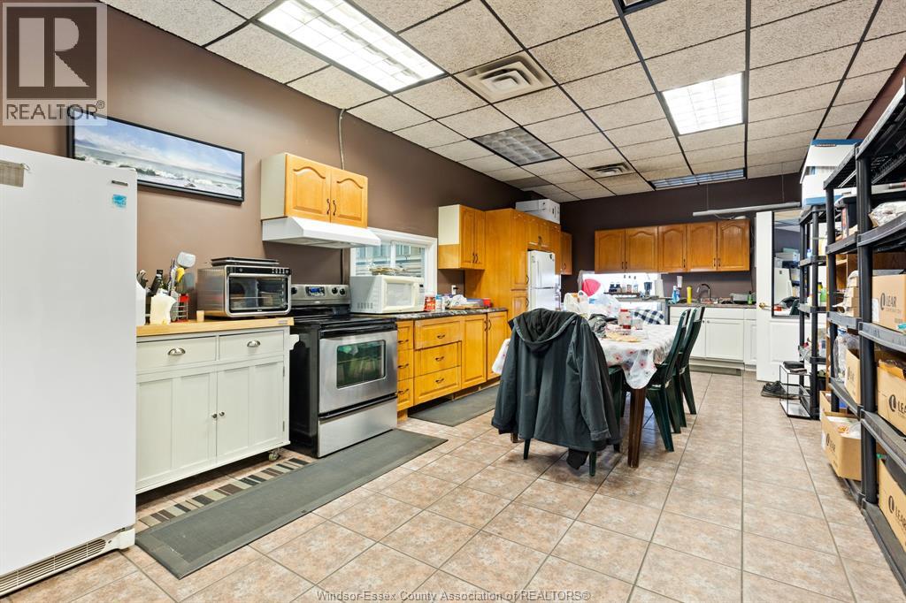 1725 Rossi Drive, Tecumseh, Ontario  N8A 6J3 - Photo 35 - 26009150