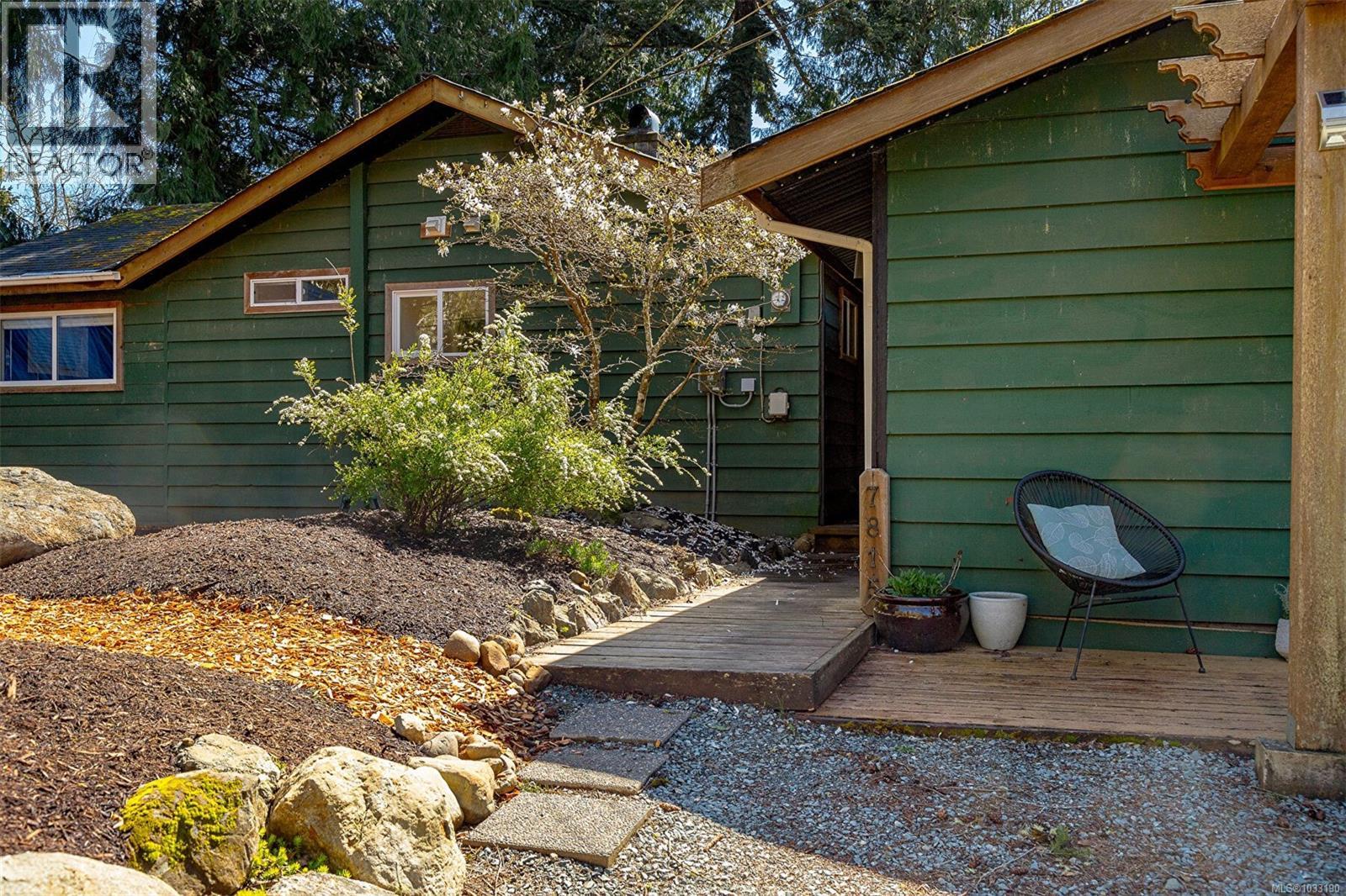 7815 Manatu Rd, Sooke, British Columbia  V9Z 0R4 - Photo 10 - 1033190