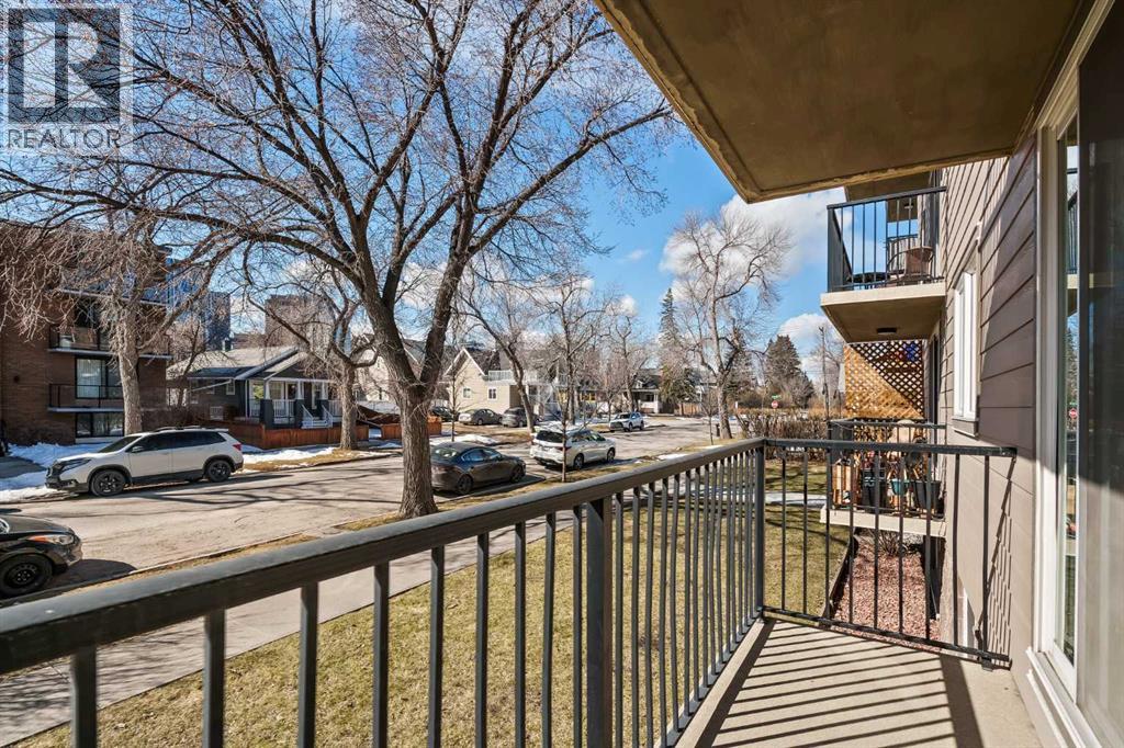 204, 310 4 Avenue NE, Calgary, Alberta