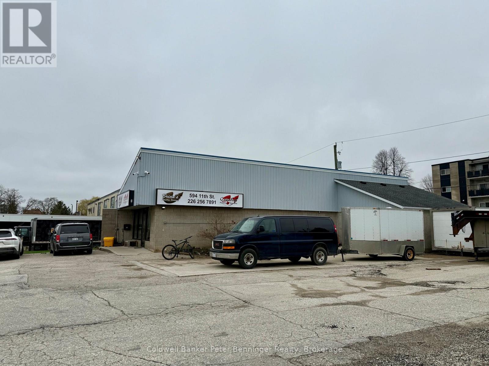 594 11th Street, Hanover, Ontario  N4N 1T5 - Photo 2 - X13042080