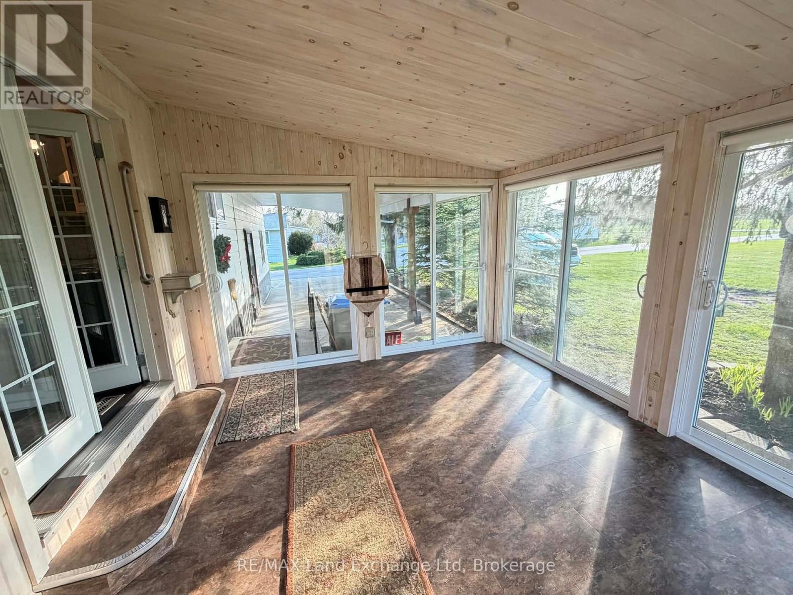 44 Briarwood Crescent, North Huron, Ontario  N0G 2W0 - Photo 16 - X13042108