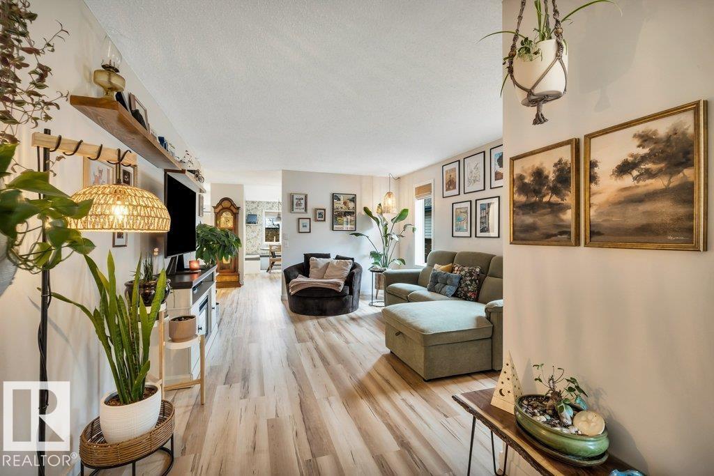 66 Durocher St, St. Albert, Alberta  T8N 6M1 - Photo 3 - E4484090