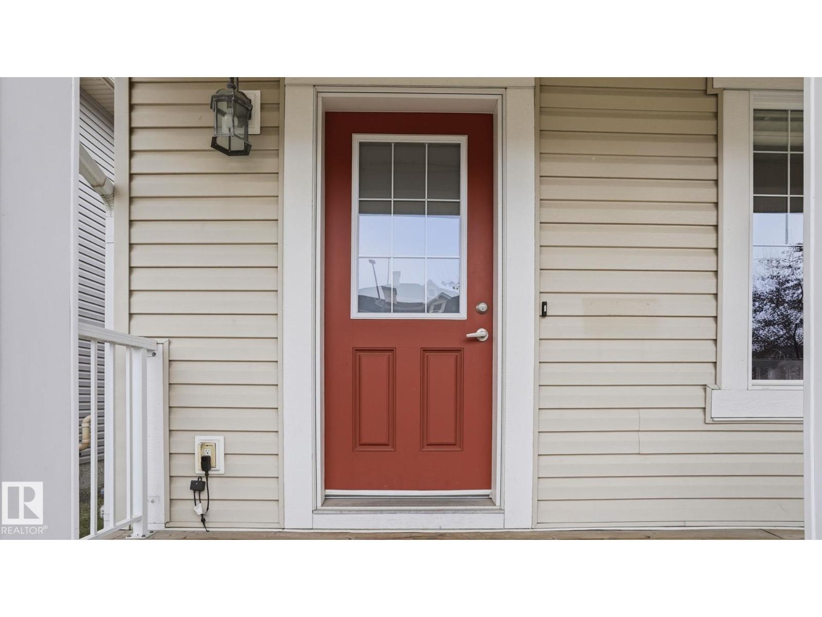 8210 180 Av Nw Nw, Edmonton, Alberta  T5Z 0H8 - Photo 2 - E4484095