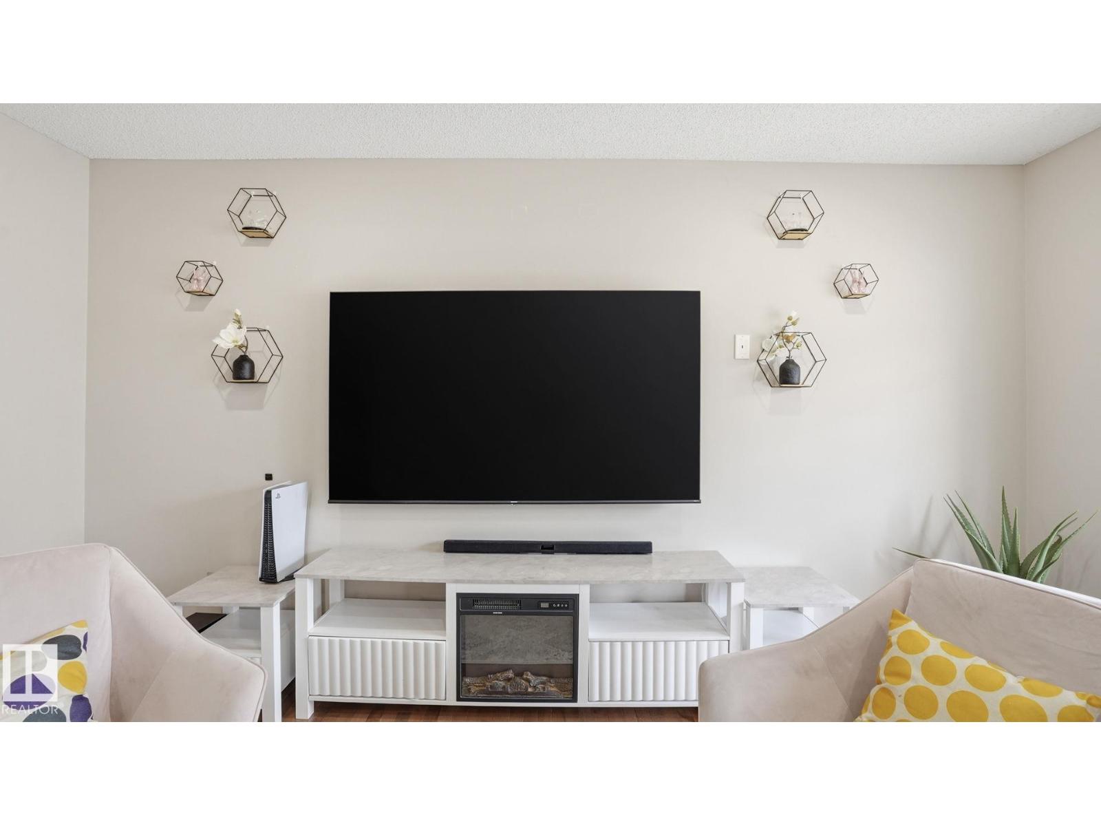 8210 180 Av Nw Nw, Edmonton, Alberta  T5Z 0H8 - Photo 5 - E4484095