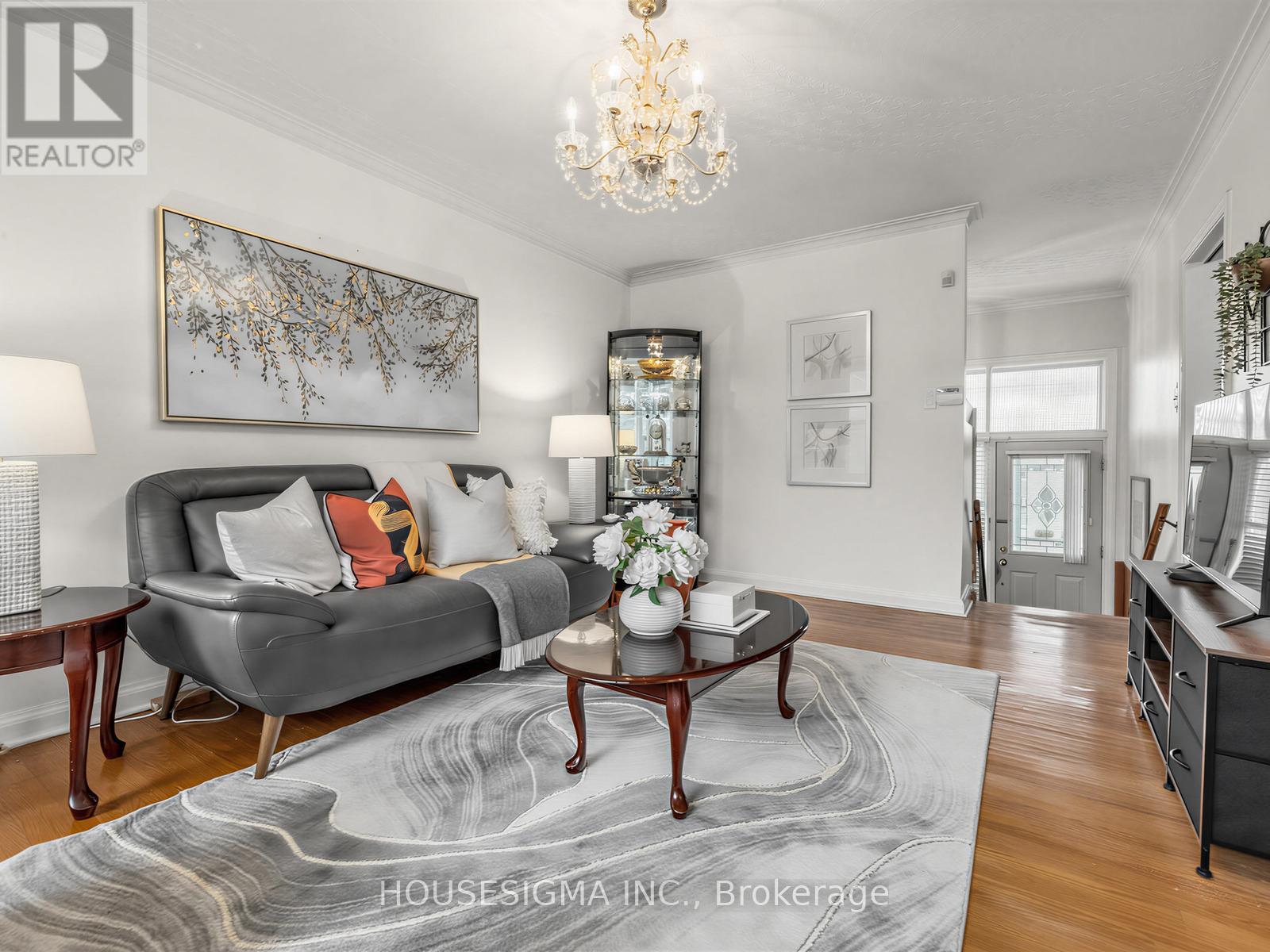 169 Sloane Avenue, Toronto, Ontario  M4A 2C2 - Photo 7 - C13042096