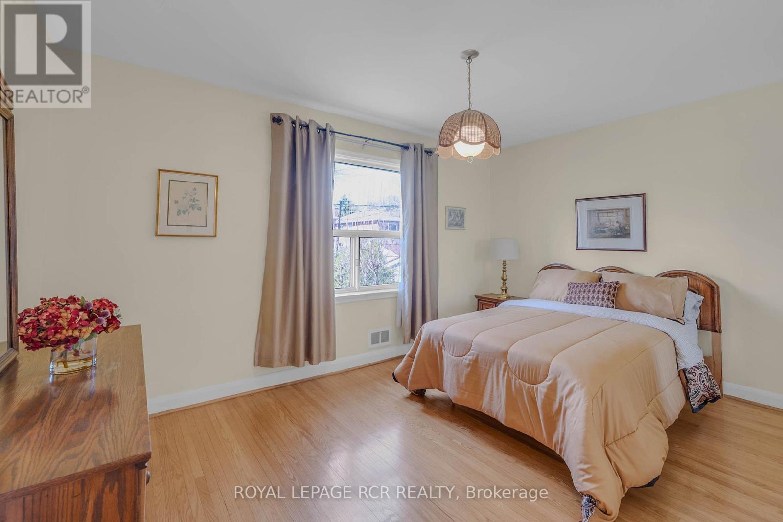 32 Beacon Road, Toronto, Ontario  M1P 1G7 - Photo 21 - E13042082