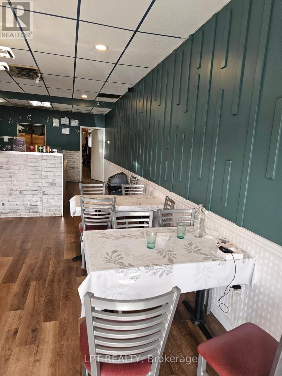 136 King Street E, Clarington, Ontario  L1C 1N7 - Photo 4 - E13022614