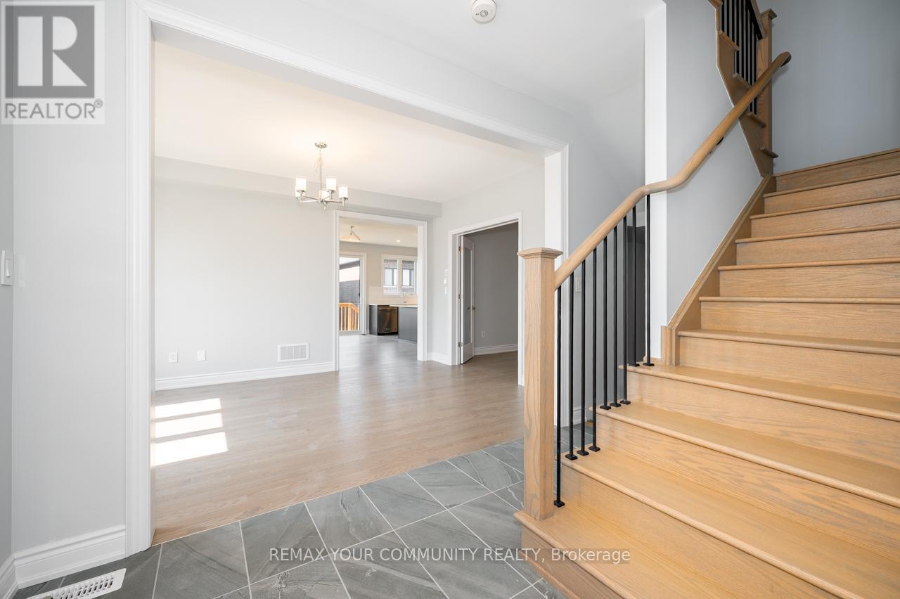 44 Wild Ginger Lane, Springwater, Ontario  L9X 2C9 - Photo 3 - S13041694