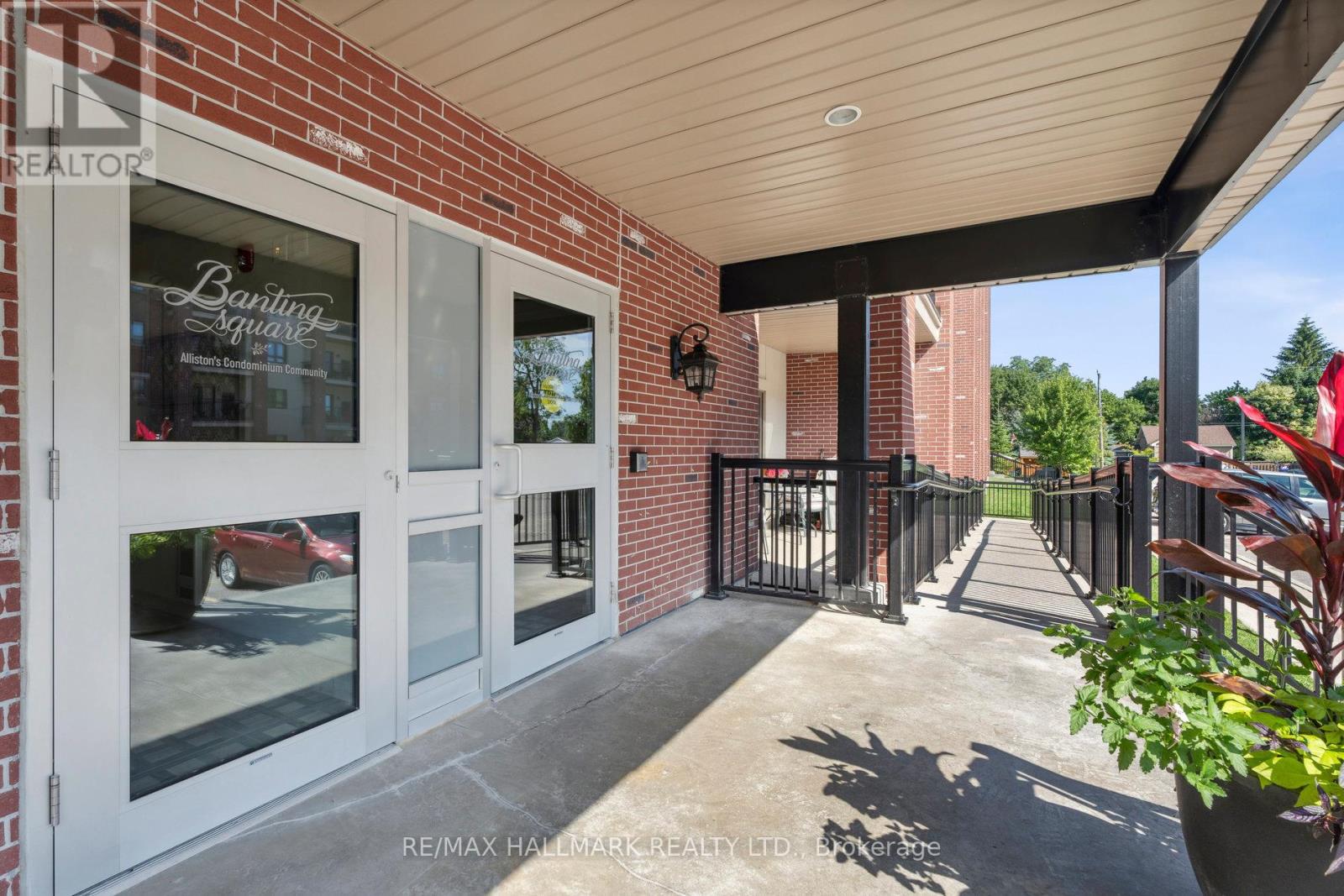 304 - 157 Wellington Street E, New Tecumseth, Ontario  L9R 0R7 - Photo 5 - N13042100