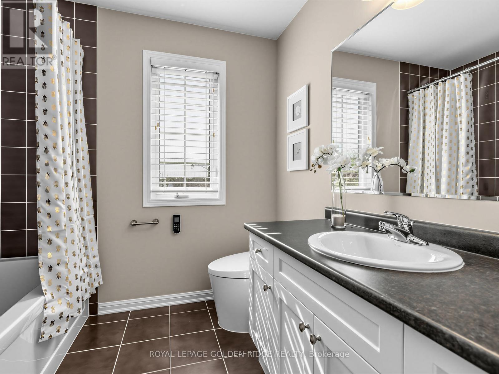 78 Bulmer Crescent, Newmarket, Ontario  L3X 3K1 - Photo 23 - N13042114