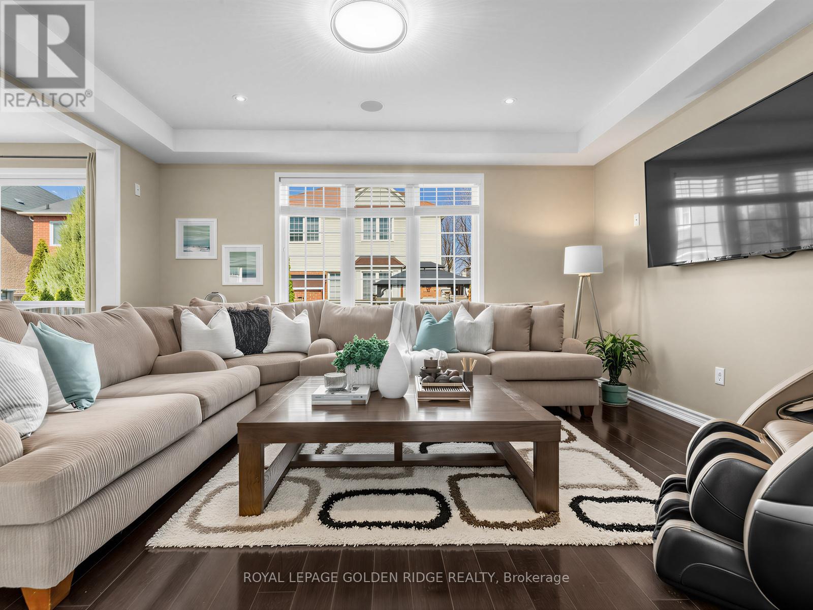 78 Bulmer Crescent, Newmarket, Ontario  L3X 3K1 - Photo 8 - N13042114