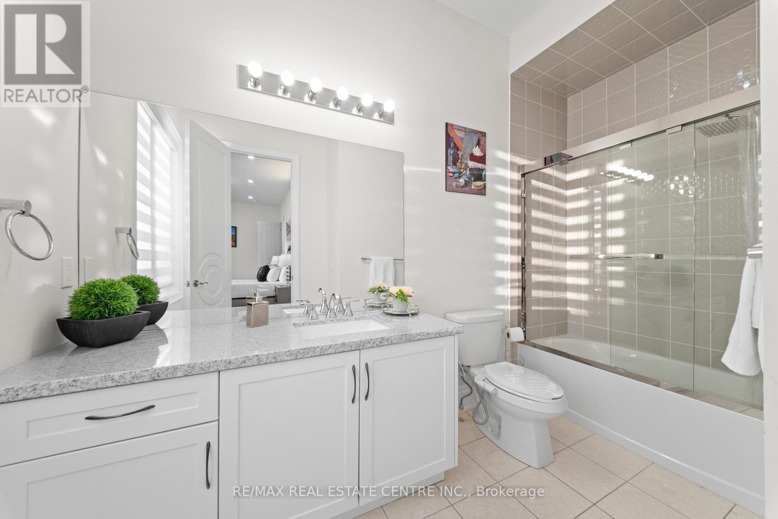 67 Rolling Green Court, Vaughan, Ontario  L4H 4K7 - Photo 35 - N13042116