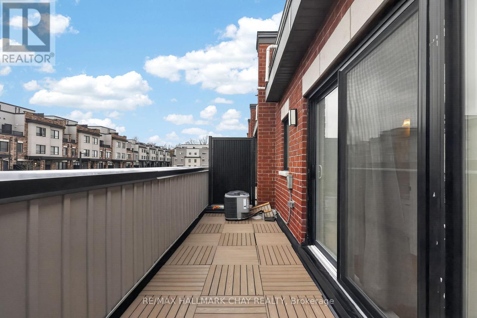 10 - 200 Dissette Street, Bradford West Gwillimbury (Bradford), Ontario  L3Z 3G8 - Photo 12 - N13042156