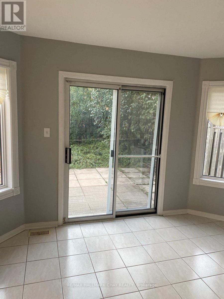 219 Wessenger Drive, Barrie (Holly), Ontario  L4N 8R4 - Photo 11 - S13042136