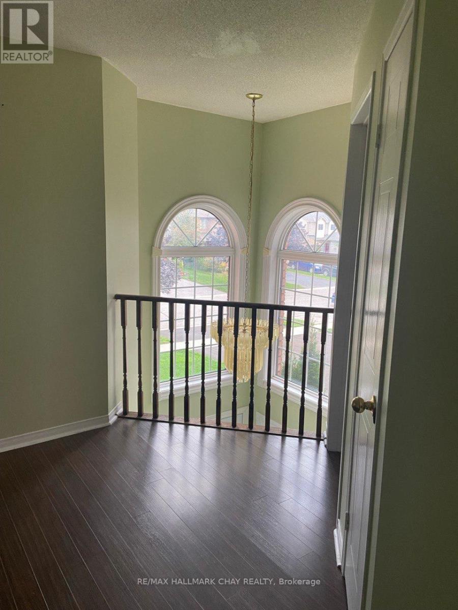 219 Wessenger Drive, Barrie (Holly), Ontario  L4N 8R4 - Photo 15 - S13042136