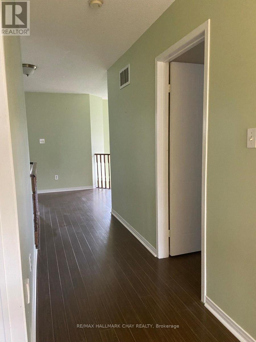 219 Wessenger Drive, Barrie (Holly), Ontario  L4N 8R4 - Photo 16 - S13042136