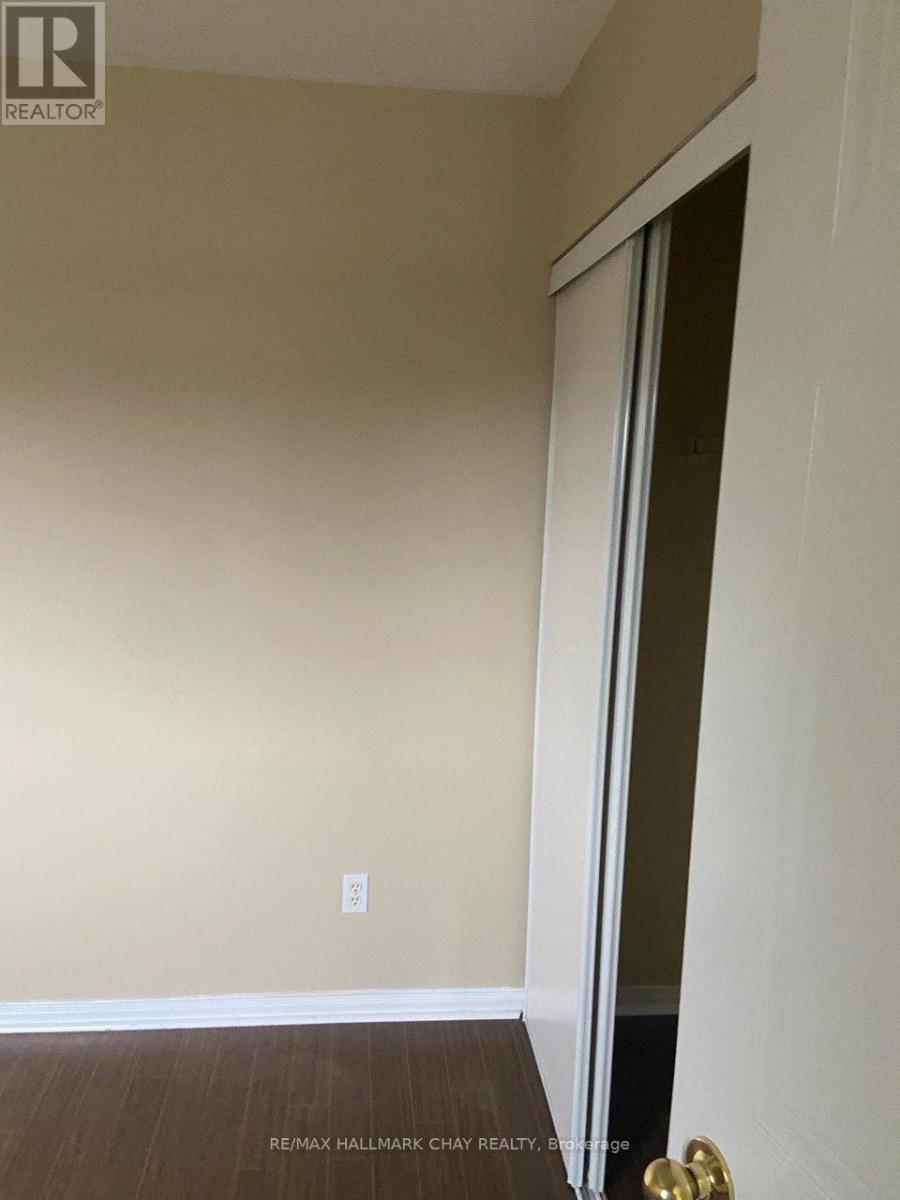 219 Wessenger Drive, Barrie (Holly), Ontario  L4N 8R4 - Photo 28 - S13042136