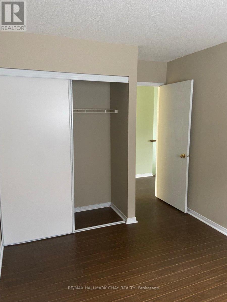 219 Wessenger Drive, Barrie (Holly), Ontario  L4N 8R4 - Photo 31 - S13042136