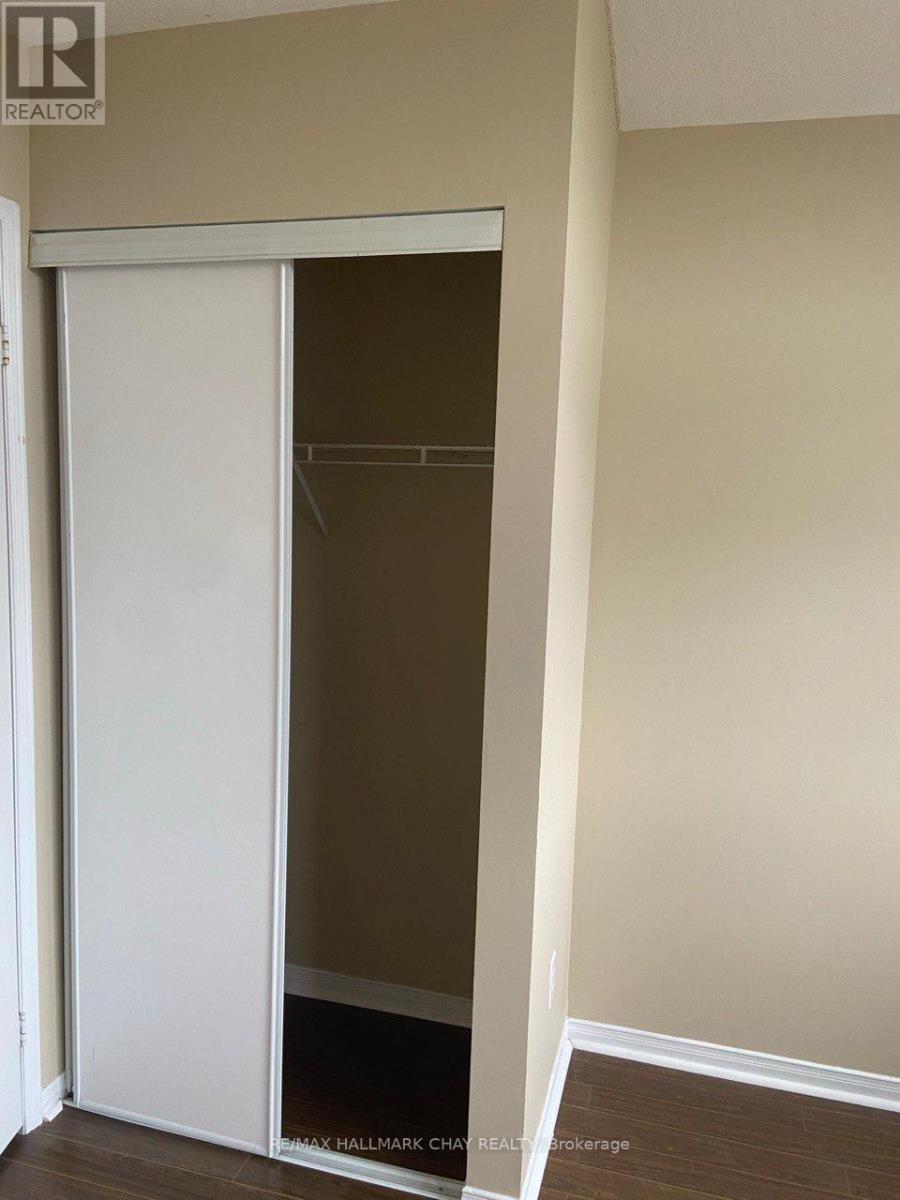 219 Wessenger Drive, Barrie (Holly), Ontario  L4N 8R4 - Photo 34 - S13042136