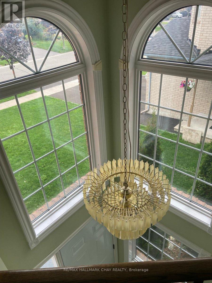 219 Wessenger Drive, Barrie (Holly), Ontario  L4N 8R4 - Photo 5 - S13042136