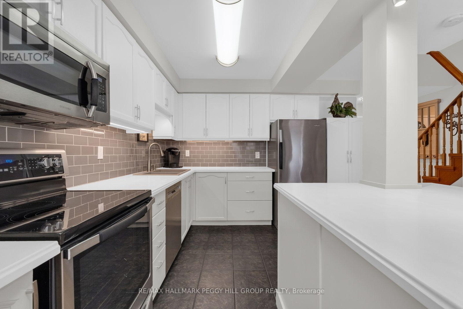 15 - 492 Laclie Street, Orillia, Ontario  L3V 7V2 - Photo 8 - S13042162