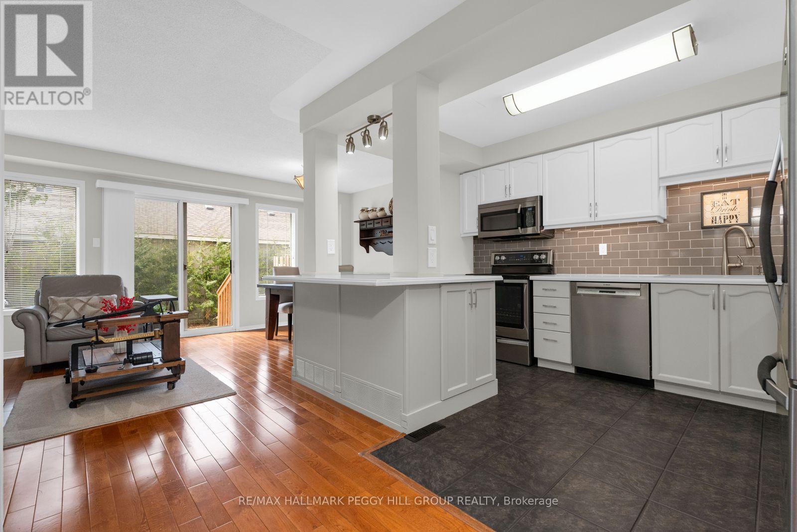 15 - 492 Laclie Street, Orillia, Ontario  L3V 7V2 - Photo 9 - S13042162