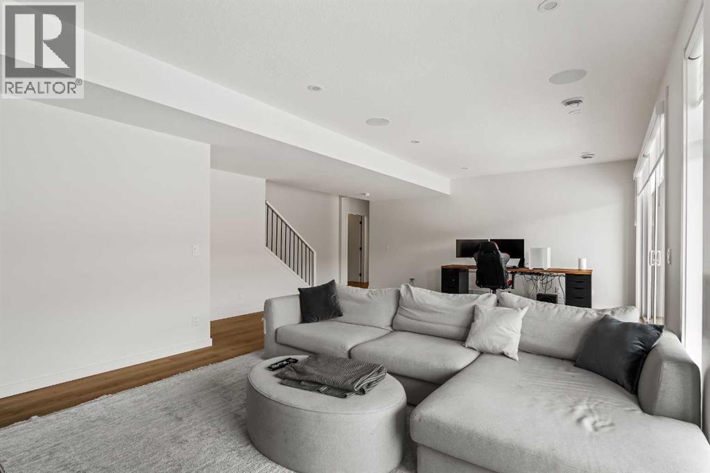 68 Cranbrook Cape Se, Calgary, Alberta  T3M 3L5 - Photo 31 - A2290532