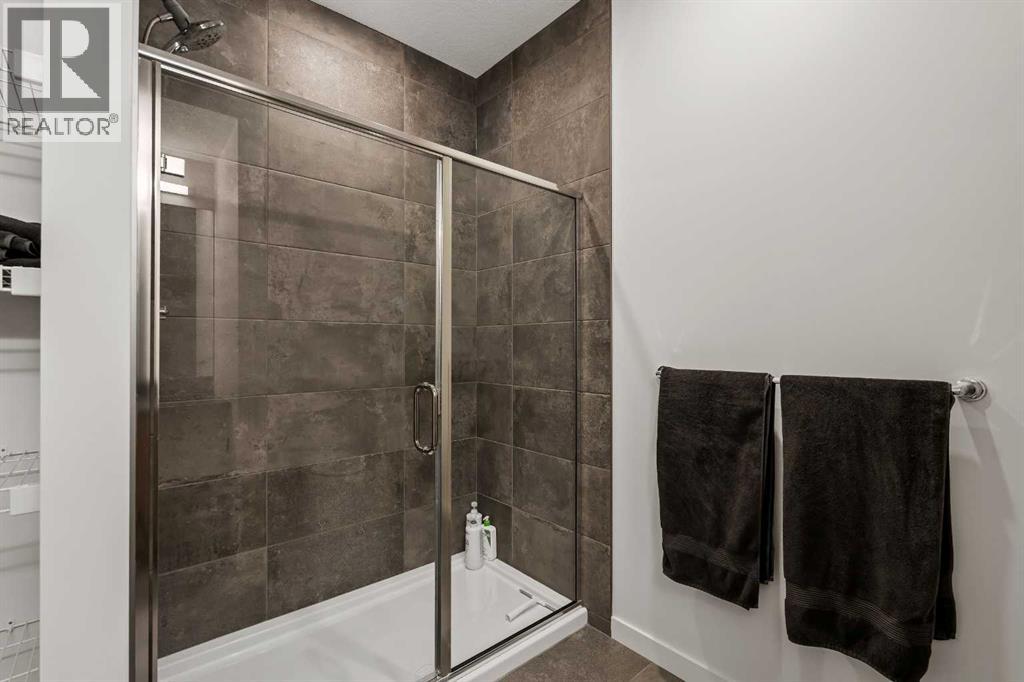 68 Cranbrook Cape Se, Calgary, Alberta  T3M 3L5 - Photo 39 - A2290532