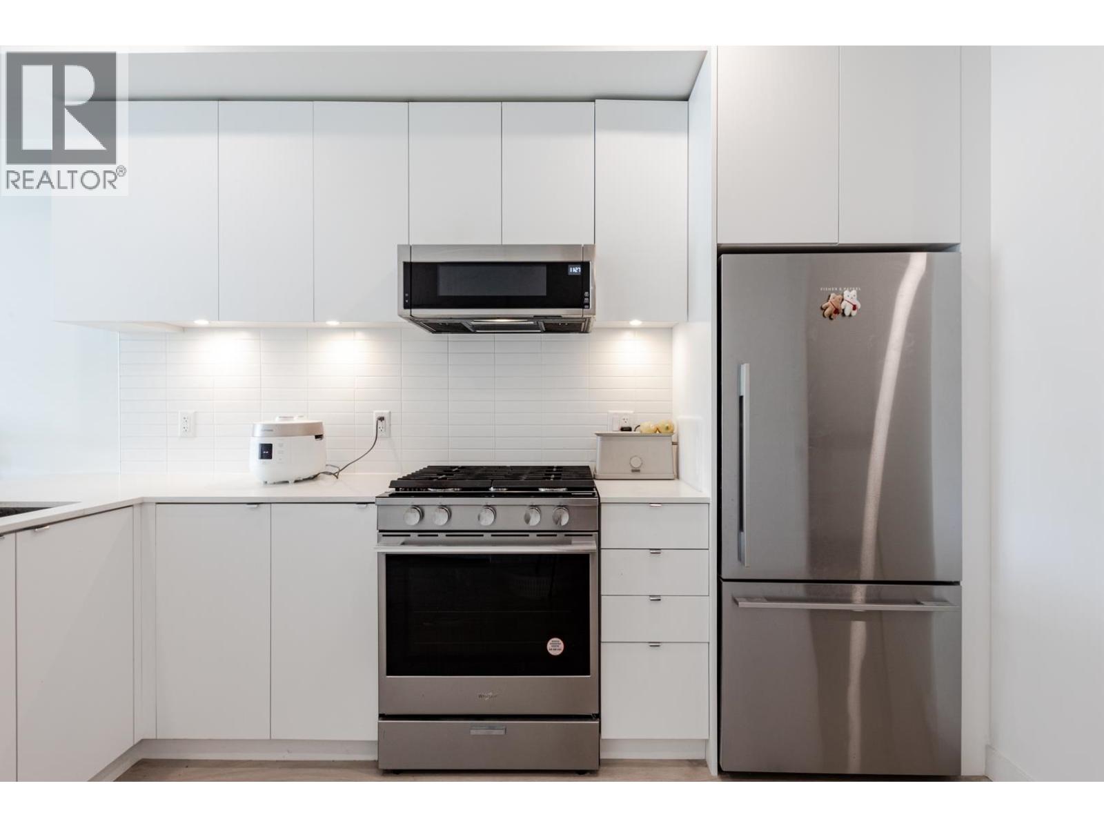 313 2345 Rindall Avenue, Port Coquitlam, British Columbia  V3C 1V3 - Photo 17 - R3115040