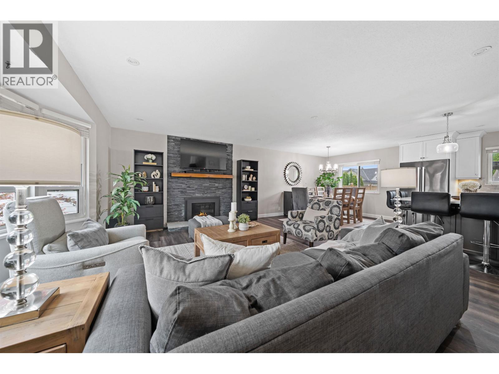 11923 194b Street, Pitt Meadows, British Columbia  V3Y 1K3 - Photo 6 - R3115338