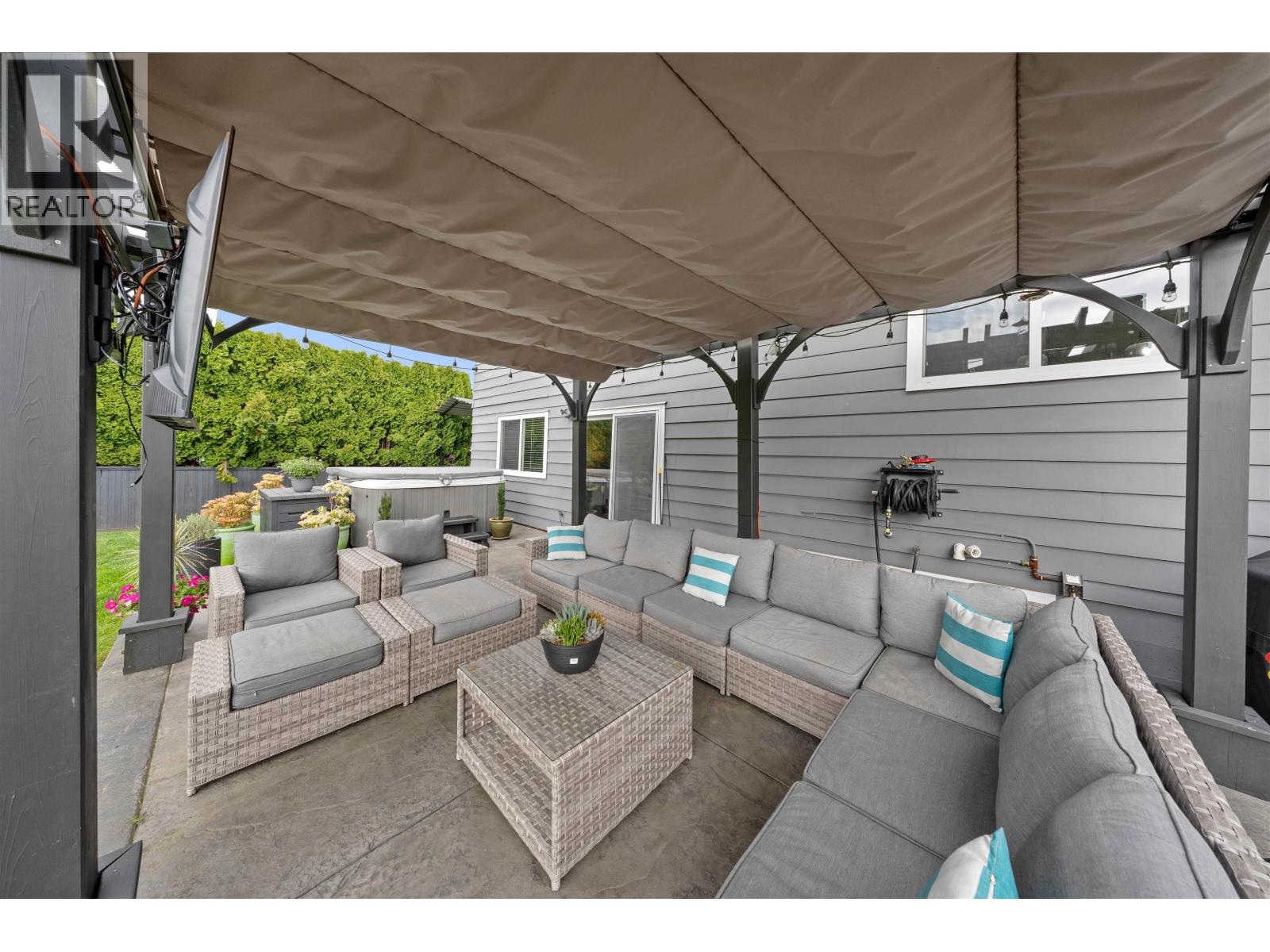 11923 194b Street, Pitt Meadows, British Columbia  V3Y 1K3 - Photo 36 - R3115338