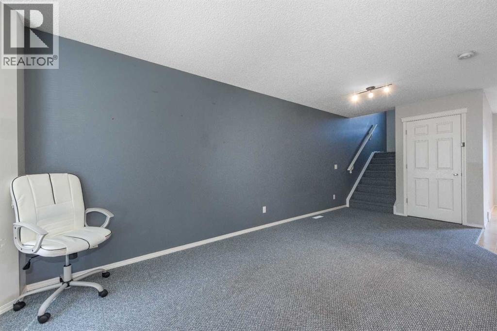 171 Saddlemead Green NE, Calgary, Alberta  T3J 4M8 - Photo 6 - A2295081
