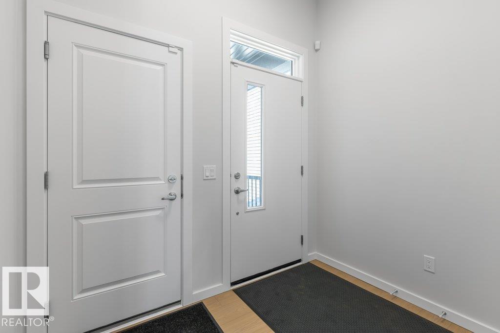 17339 3 St Nw, Edmonton, Alberta  T5Y 4G7 - Photo 3 - E4484105