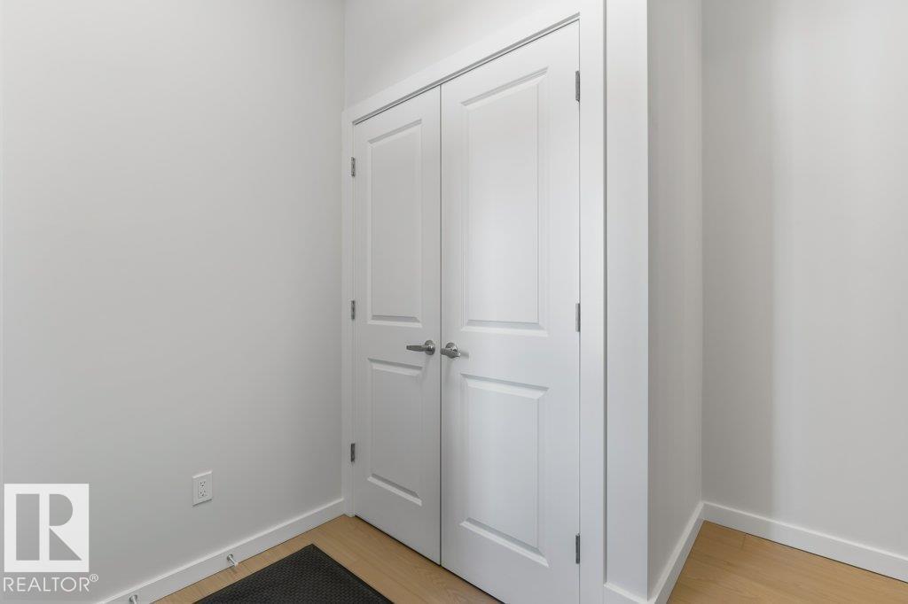 17339 3 St Nw, Edmonton, Alberta  T5Y 4G7 - Photo 4 - E4484105