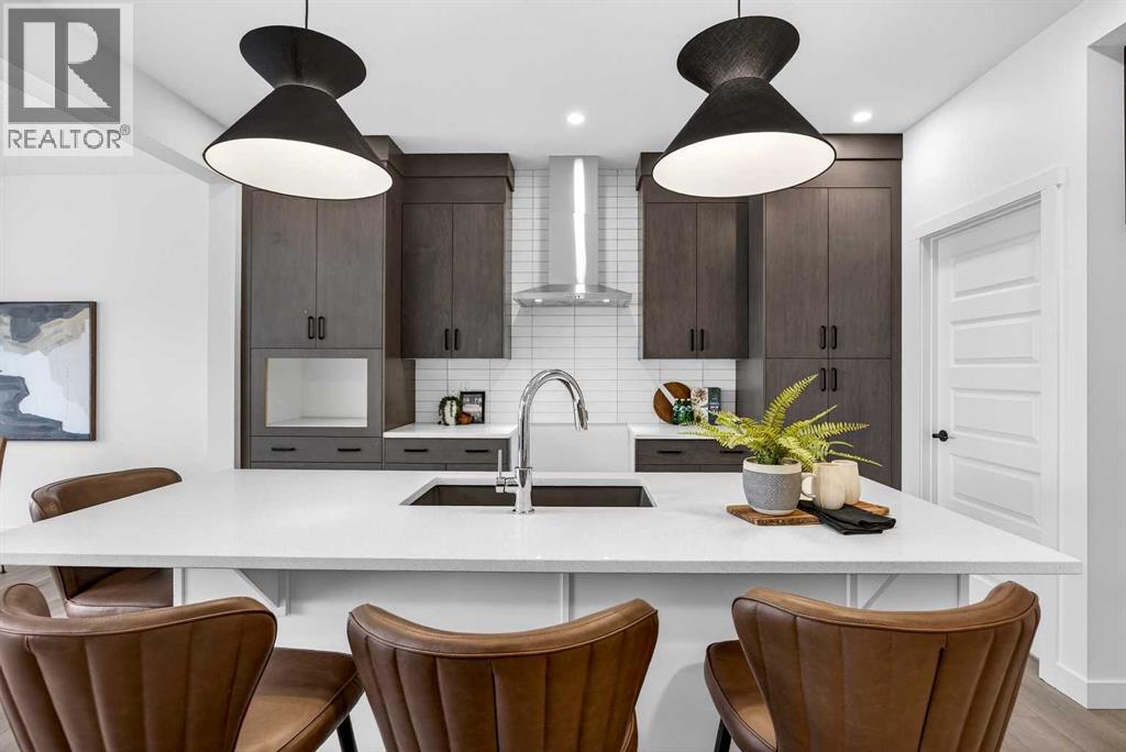 214 Bayview Park SW, Airdrie, Alberta  T4B 4G2 - Photo 4 - A2301120